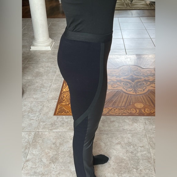 NEW BCBG MAX AZRIA BLACK TRAVIS ELASTIC Faux Leather TRIM Leggings SzLarge NWOT - Picture 3 of 8